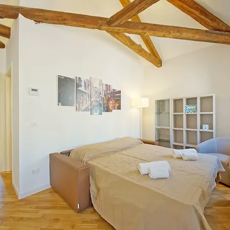 Dolcevita N 394 Apartman Velence